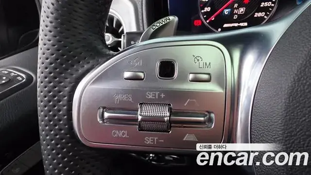 Mercedes-Benz G-Class 2019 — Photo 28/38