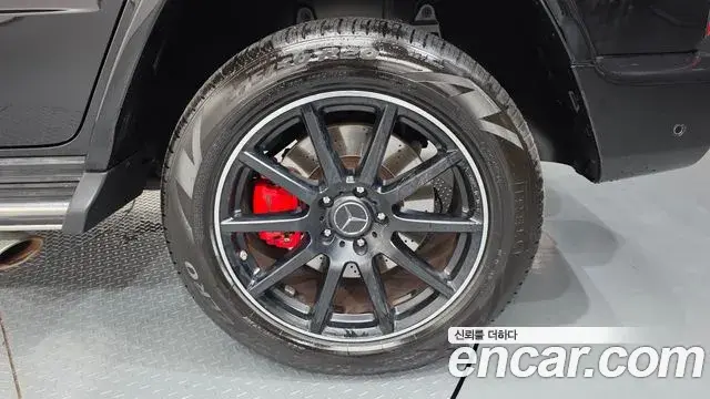 Mercedes-Benz G-Class 2019 — Photo 29/38