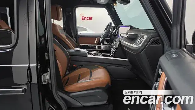 Mercedes-Benz G-Class 2019 — Photo 30/38