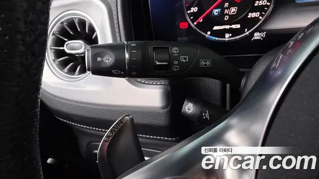 Mercedes-Benz G-Class 2019 — Photo 6/38