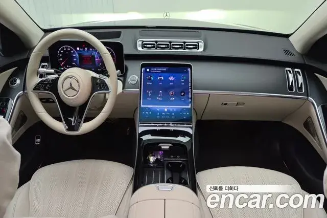 Mercedes-Benz S-Class 2025 — Фото 10/18