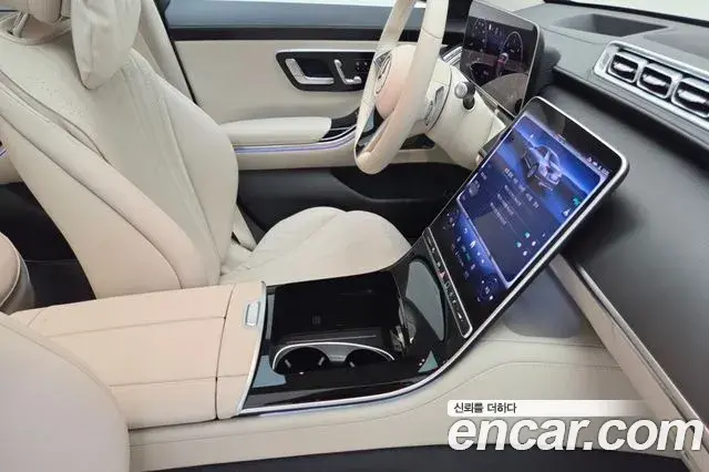 Mercedes-Benz S-Class 2025 — Фото 14/18