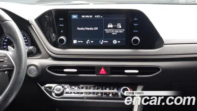 Hyundai Sonata 2021 — Фото 18/20