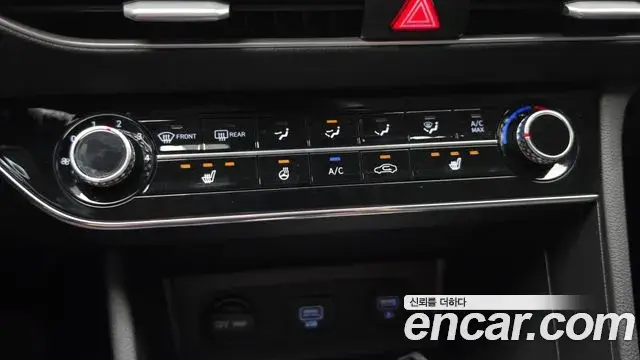 Hyundai Sonata 2021 — Фото 19/20