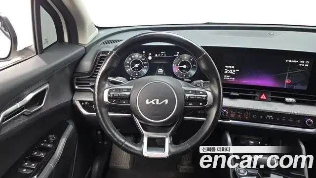 Kia Sportage 2021 — Фото 13/20