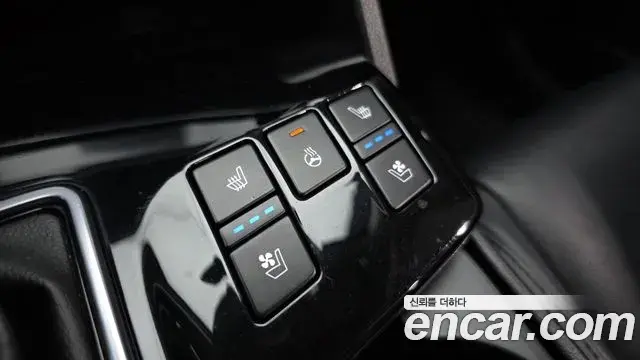 Kia Sportage 2021 — Фото 18/20