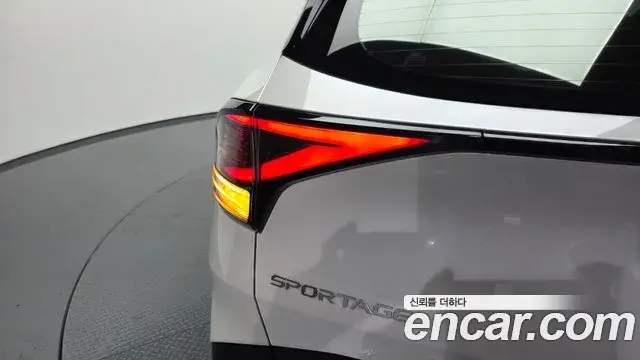 Kia Sportage 2021 — Şəkil 10/31