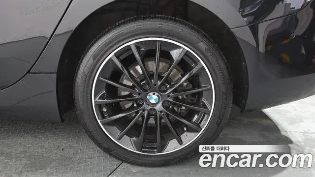 BMW 2 Series Gran Coupe 2021 — Photo 15/36