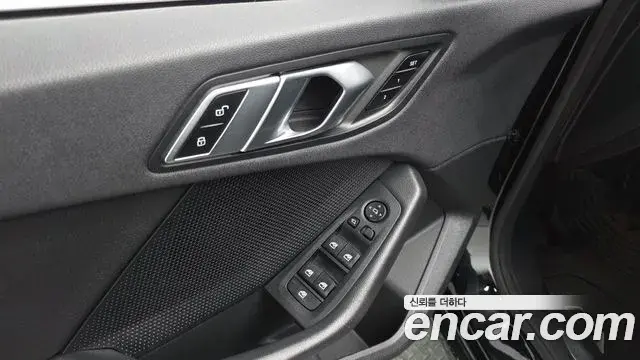 BMW 2 Series Gran Coupe 2021 — Photo 13/36