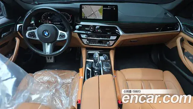 BMW 5 Series 2020 — Фото 7/20