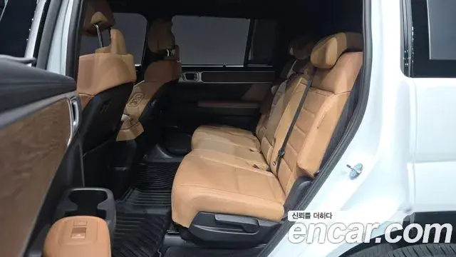 Hyundai Santa Fe 2025 — Фото 12/20