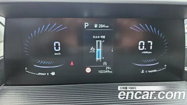 Hyundai Staria 2022 — Фото 7/20