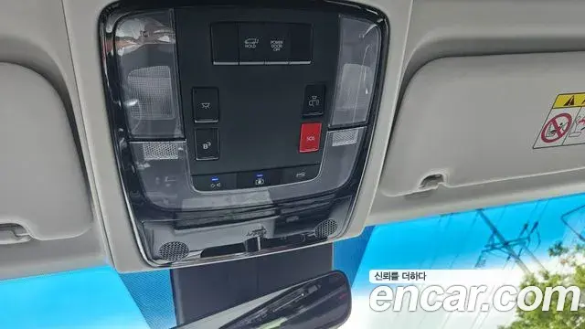 Hyundai Staria 2022 — Фото 12/20