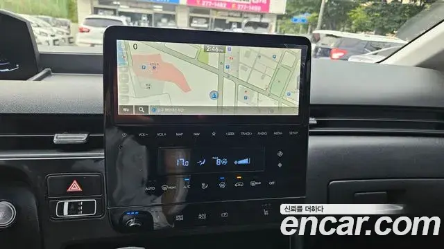 Hyundai Staria 2022 — Фото 13/20