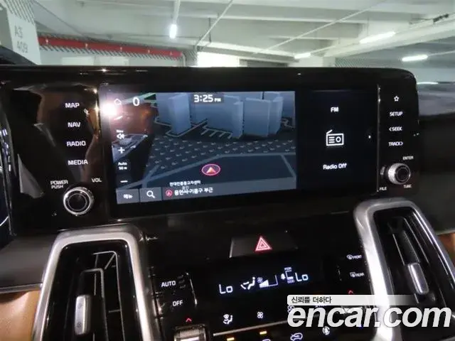 Kia Sorento 2022 — Фото 15/20