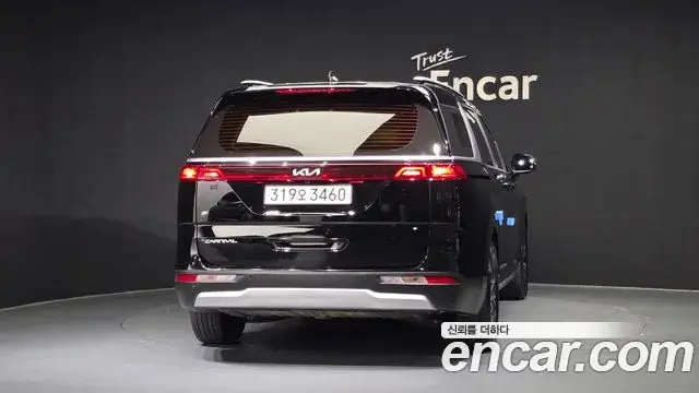 Kia Carnival 2023 — Фото 4/20