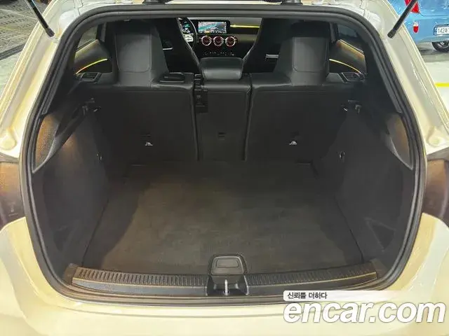 Mercedes-Benz A-Class 2021 — Фото 18/20