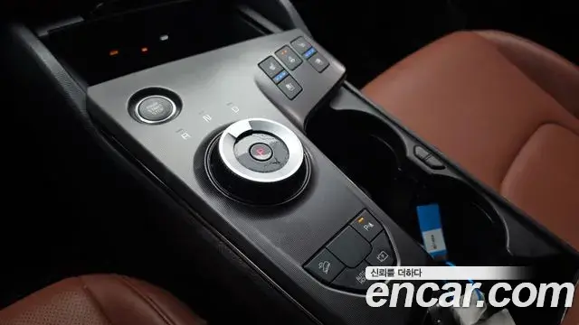 Kia Sportage 2025 — Şəkil 27/33