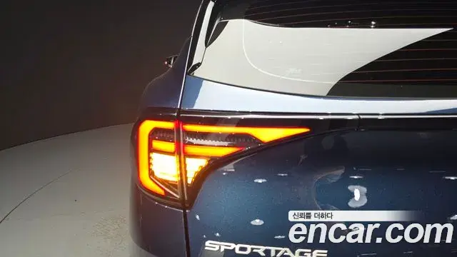 Kia Sportage 2025 — Şəkil 28/33