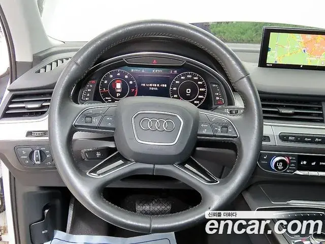 Audi Q7 2019 — Фото 6/20