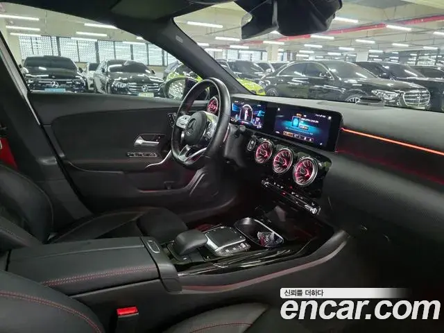 Mercedes-Benz A-Class 2021 — Фото 19/20