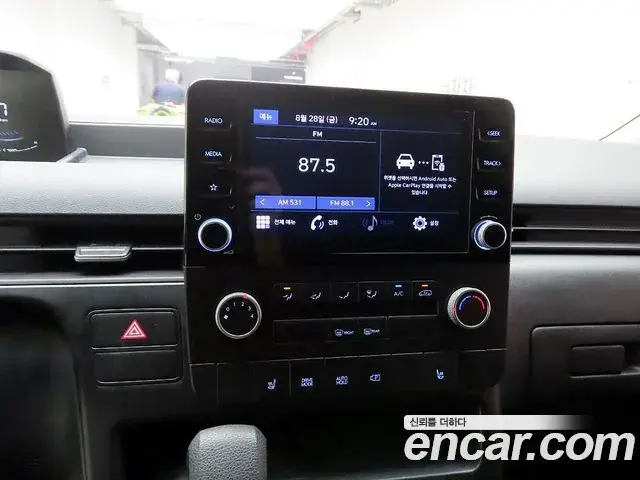 Hyundai Staria 2021 — ფოტო 8/18
