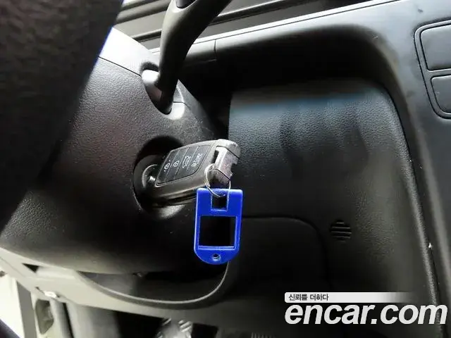 Hyundai Staria 2021 — ფოტო 15/18