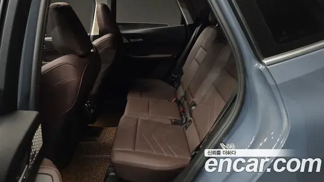 BMW 2 Series Active Tourer 2025 — Фото 12/20