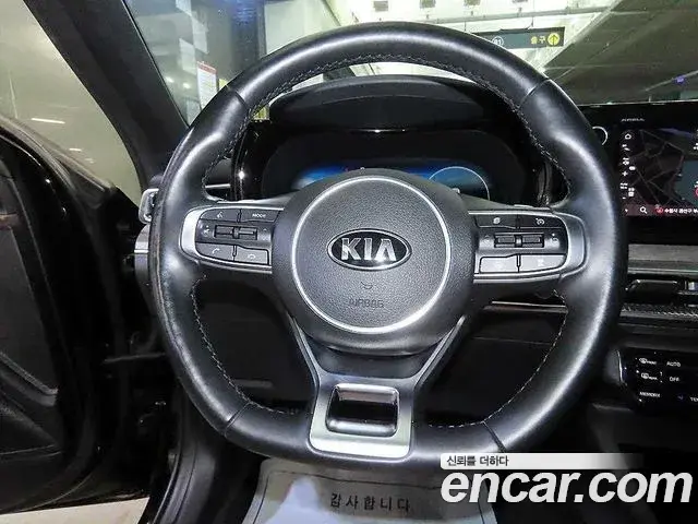 Kia K5 2021 — Фото 6/20