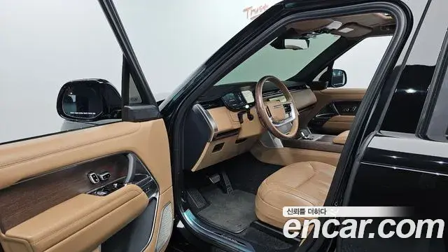Land Rover Range Rover 2024 — Photo 8/47