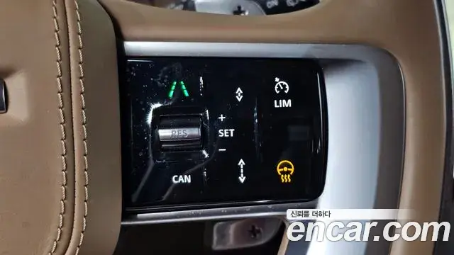 Land Rover Range Rover 2024 — Photo 45/47