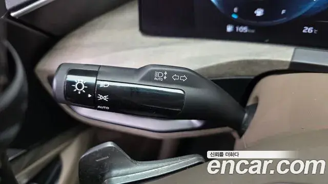 Kia K8 2021 — Photo 10/33