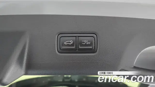 Kia Carnival 2025 — Фото 18/20