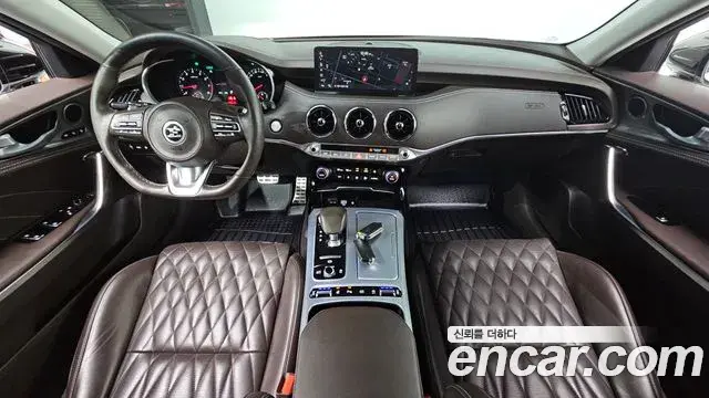 Kia Stinger Meister 2021 — Şəkil 16/31