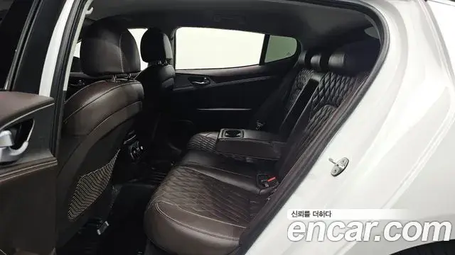 Kia Stinger Meister 2021 — Şəkil 9/31