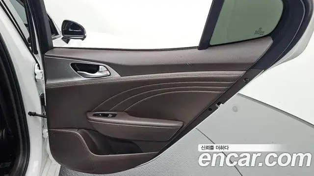 Kia Stinger Meister 2021 — Şəkil 18/31