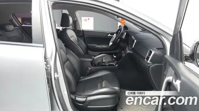 Kia Sportage The Bold 2020 — Фото 11/20