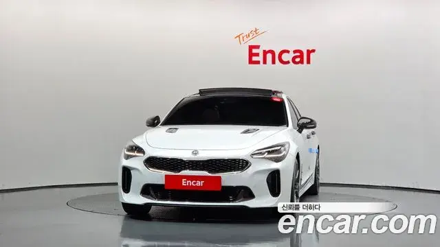 Kia Stinger 2019 — Photo 25/33