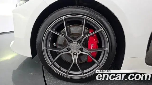 Kia Stinger 2019 — Photo 16/33