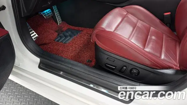 Kia Stinger 2019 — Photo 20/33