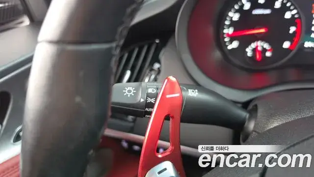 Kia Stinger 2019 — Photo 27/33