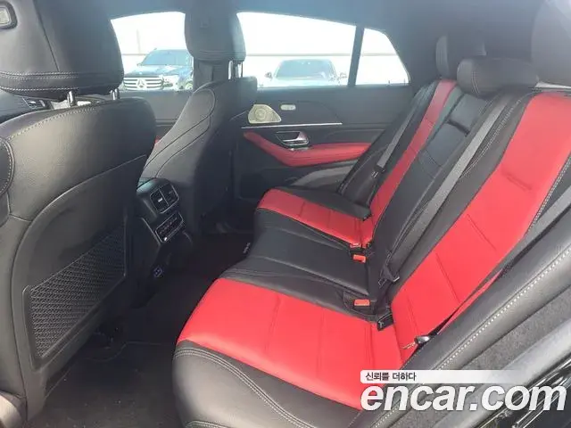 Mercedes-Benz GLE-Class 2025 — Фото 6/9