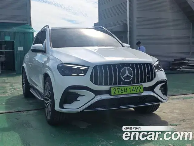Mercedes-Benz GLE-Class 2026 — Фото 2/9