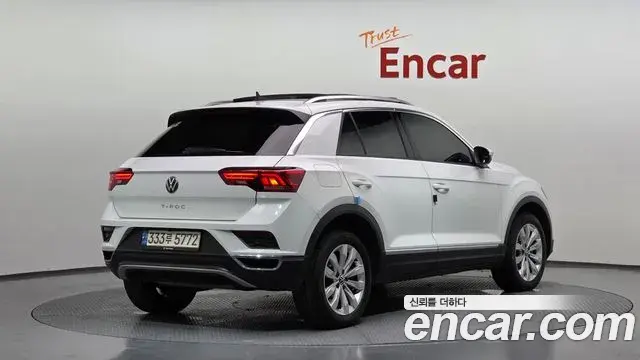 Volkswagen T-Roc 2021 — Фото 2/20