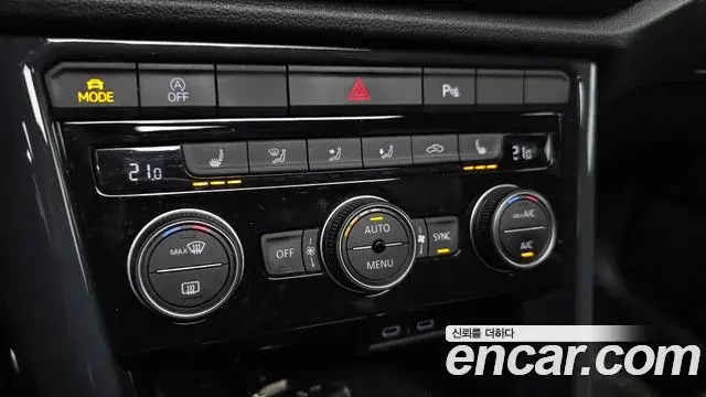Volkswagen T-Roc 2021 — Фото 16/20