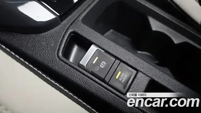 Volkswagen T-Roc 2021 — Photo 4/40