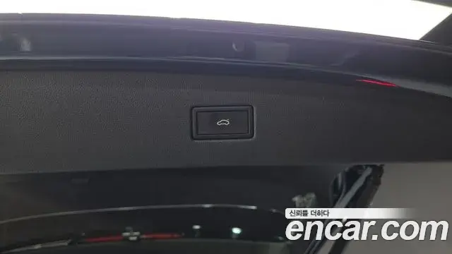 Volkswagen Tiguan 2022 — Şəkil 19/20