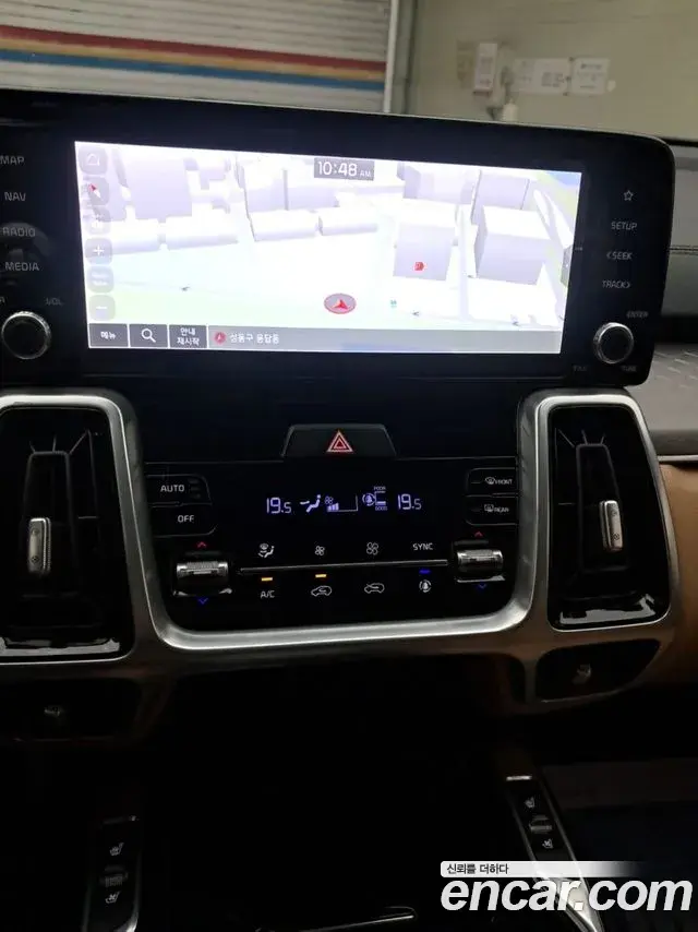 Kia Sorento 2022 — Фото 17/17