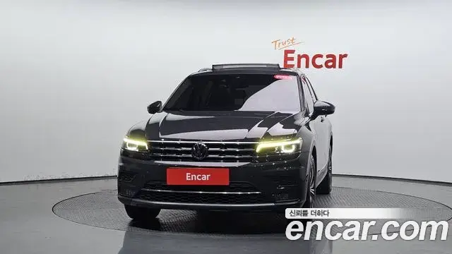 Volkswagen Tiguan 2019 — Фото 3/20