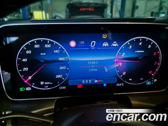 Mercedes-Benz GLC-Class 2025 — Фото 11/13